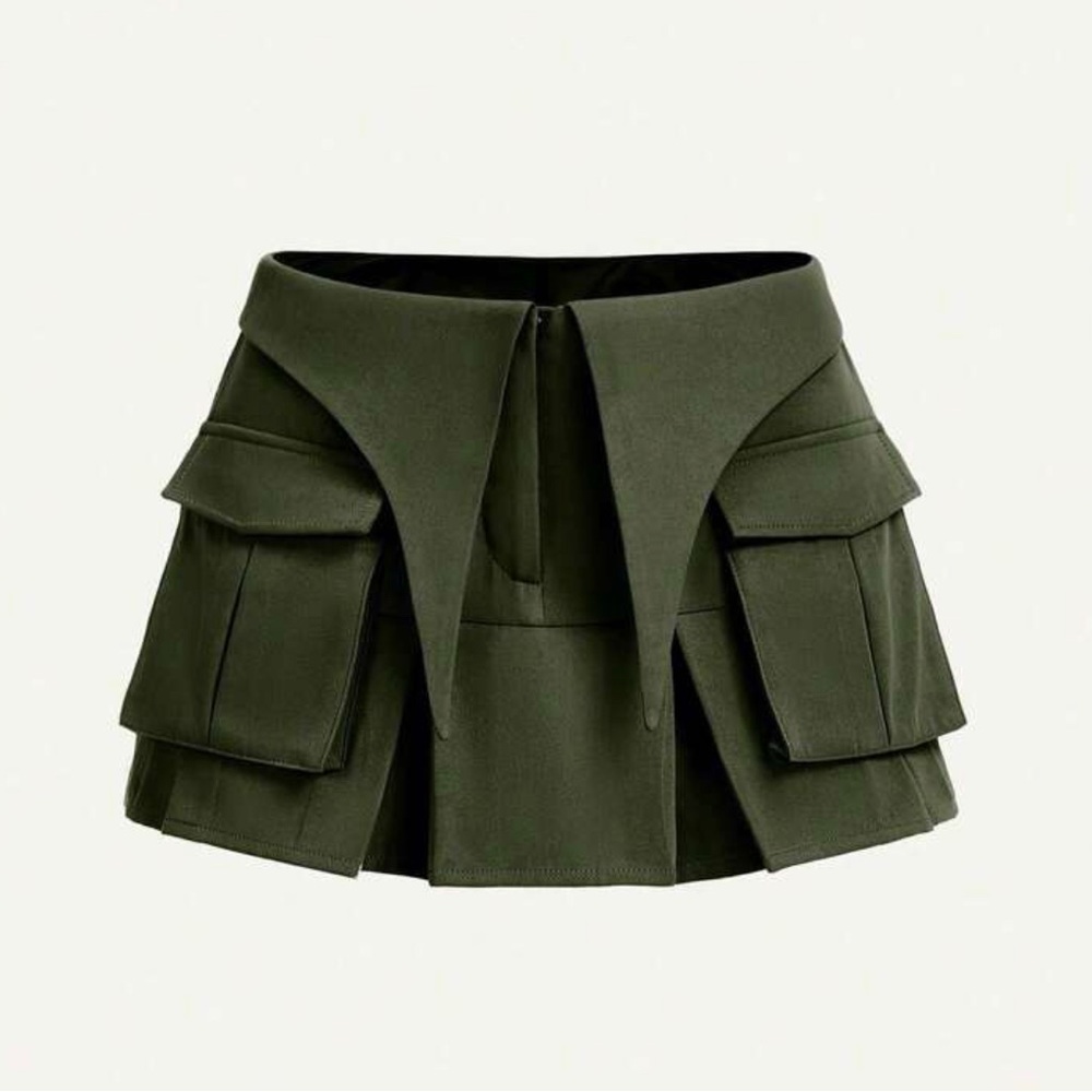 Short green skirt